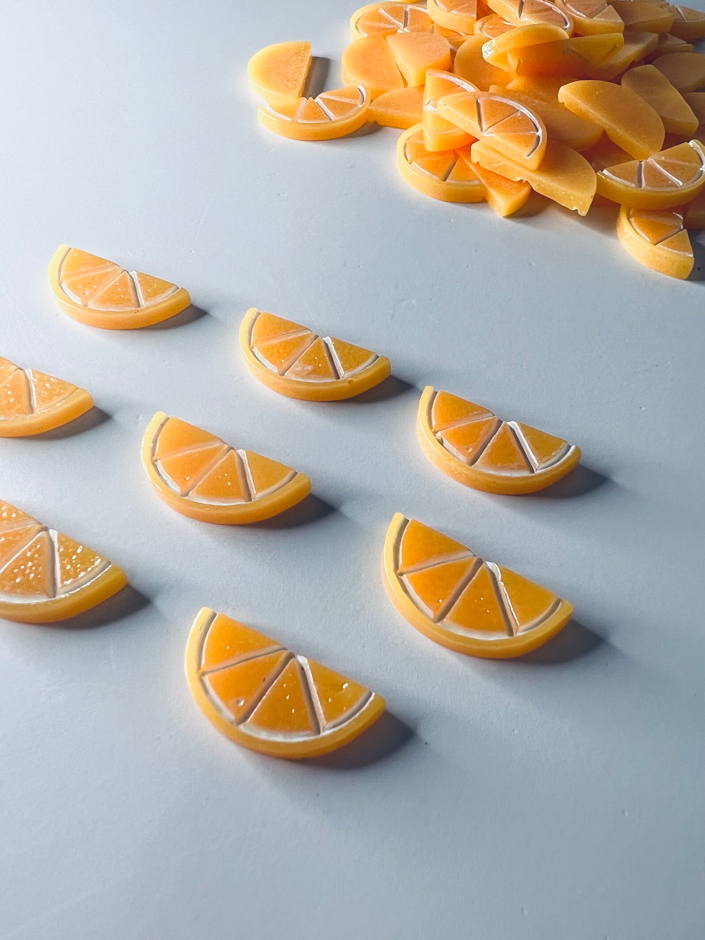 Rebanada de naranja en miniatura Baratijas Fruta Mini objetos Habla Montessori Objetos de lenguaje Casa de muñecas Comida en miniatura Imitación Rebanada de naranja