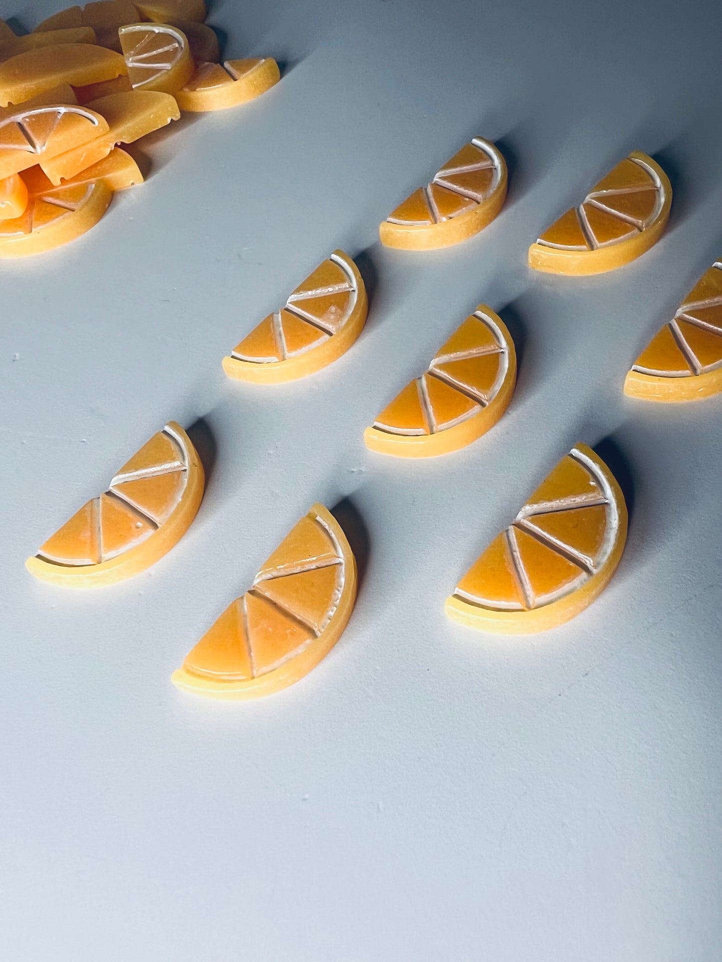 Rebanada de naranja en miniatura Baratijas Fruta Mini objetos Habla Montessori Objetos de lenguaje Casa de muñecas Comida en miniatura Imitación Rebanada de naranja