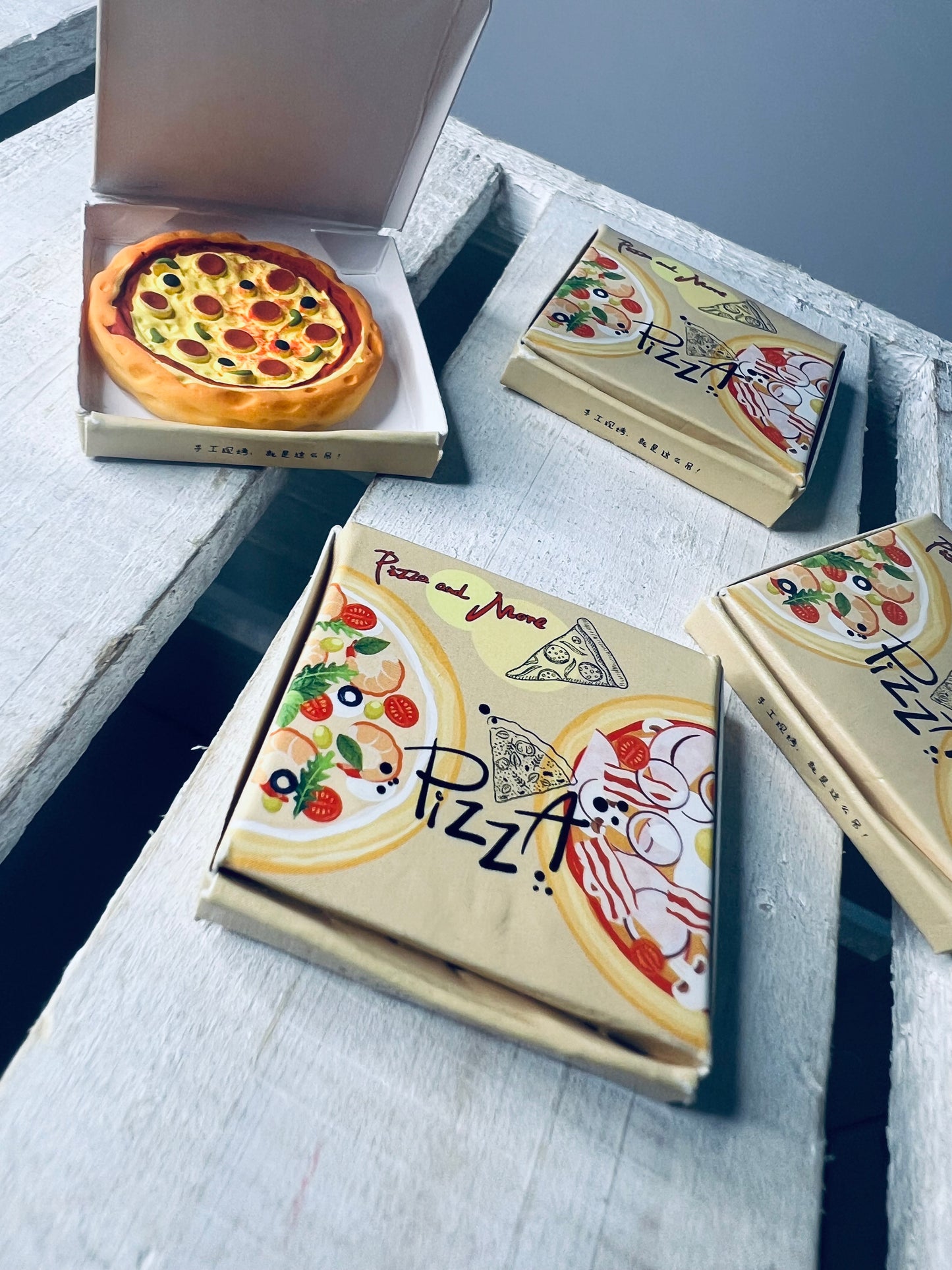 Mini PIZZA in a box - Dollhouse Pizza Faux Pizza