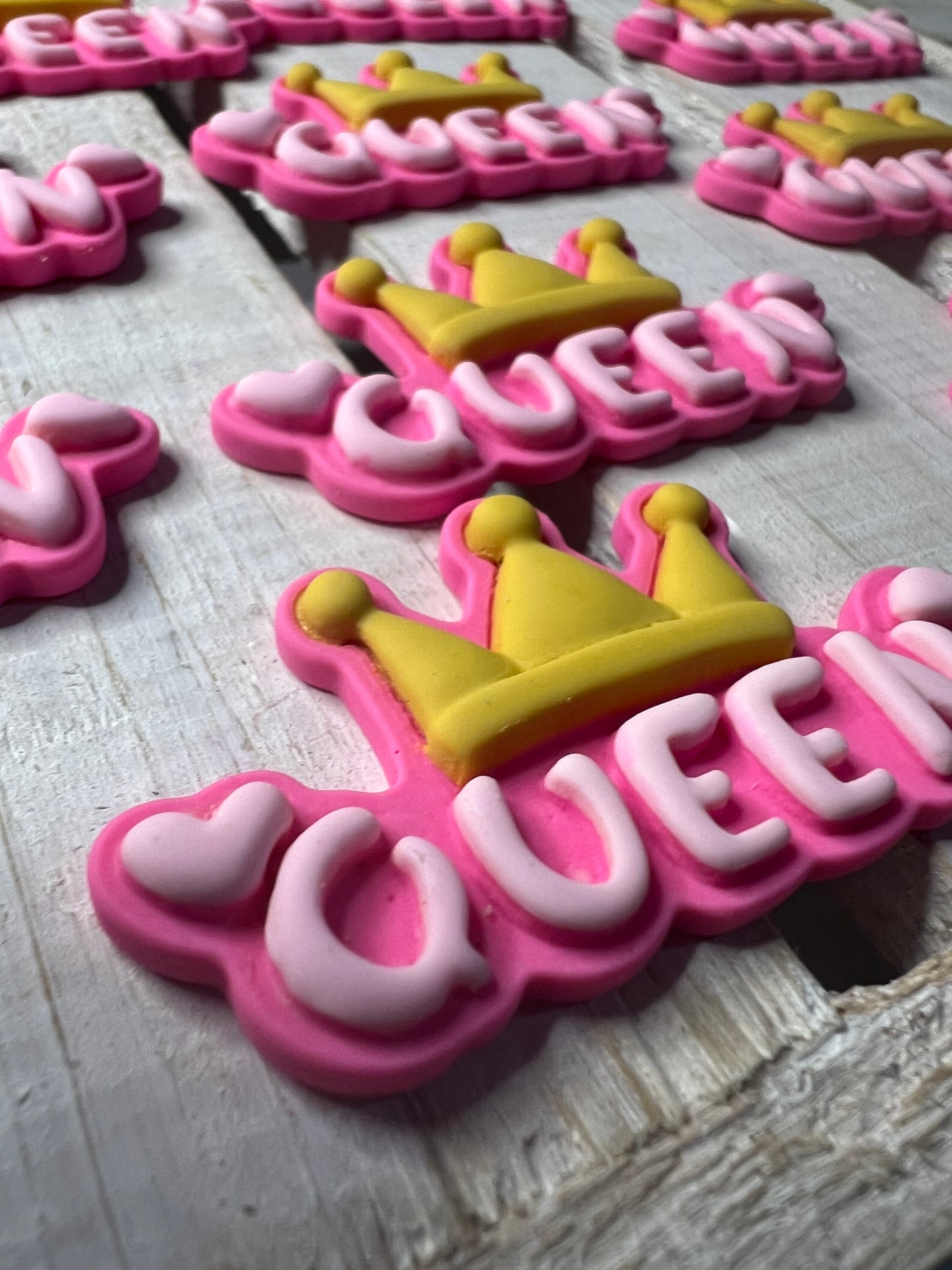 Miniature Queen Mini Objects Letter Q Alphabet Trinkets Minis for Montessori Sound Box