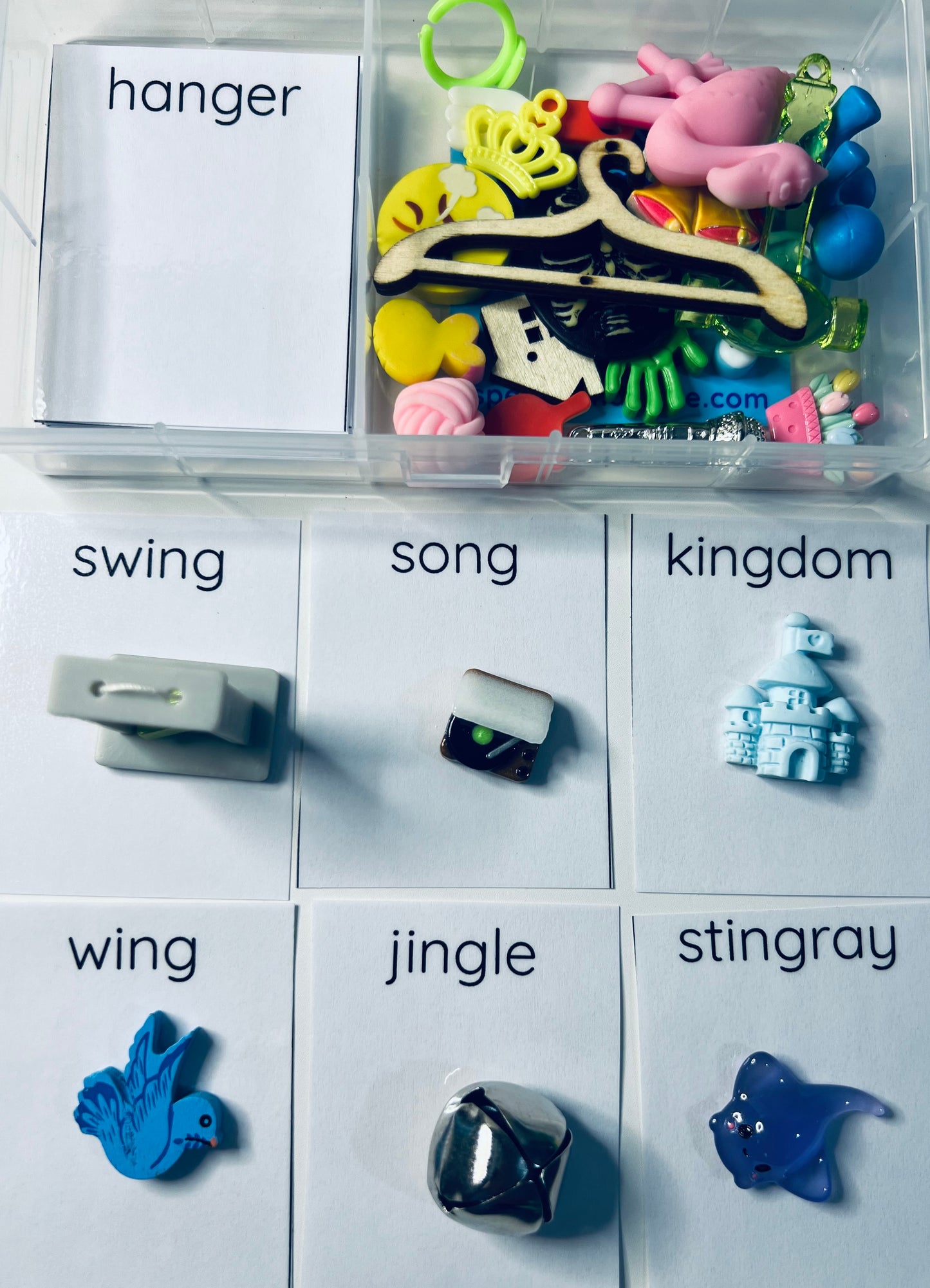 /ng/ Sound Mini Objects Kit Speech Therapy Trinkets for ng sound - Say and Play  Speech Therapy Kit