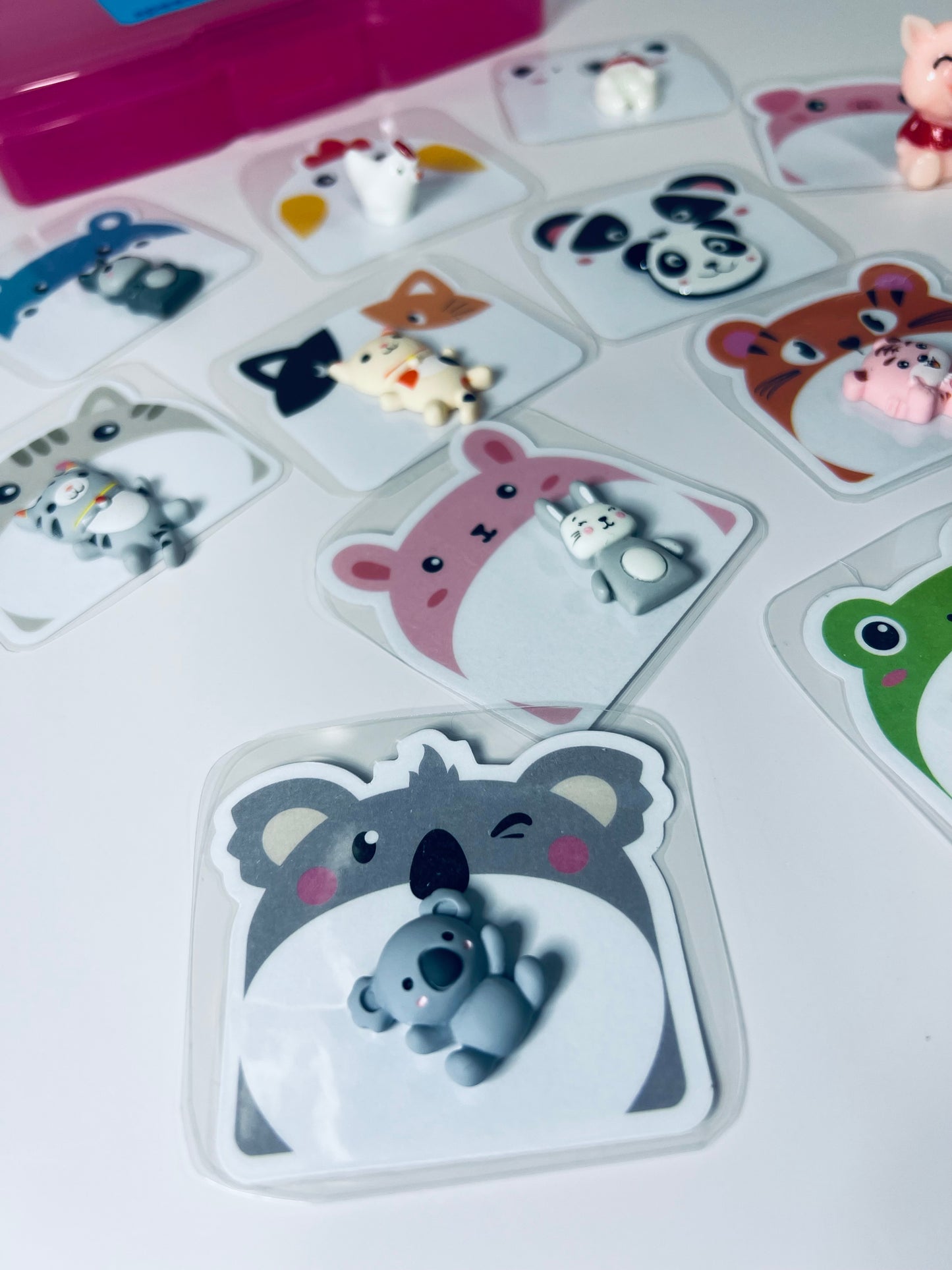 Boîte de tâches d'animaux assortis, Mini objets d'orthophonie, boîte occupée, activité animale avec bibelots d'animaux