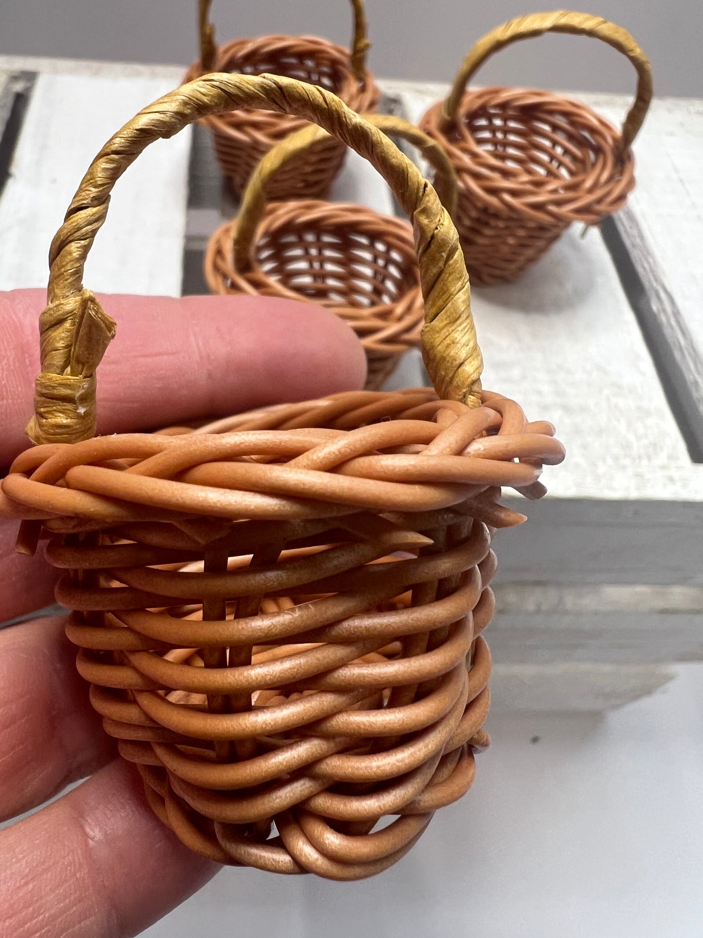 Miniature Basket-Basket Trinket-Round Basket Mini Object-Speech Therapy Mini Objects-Resin Basket