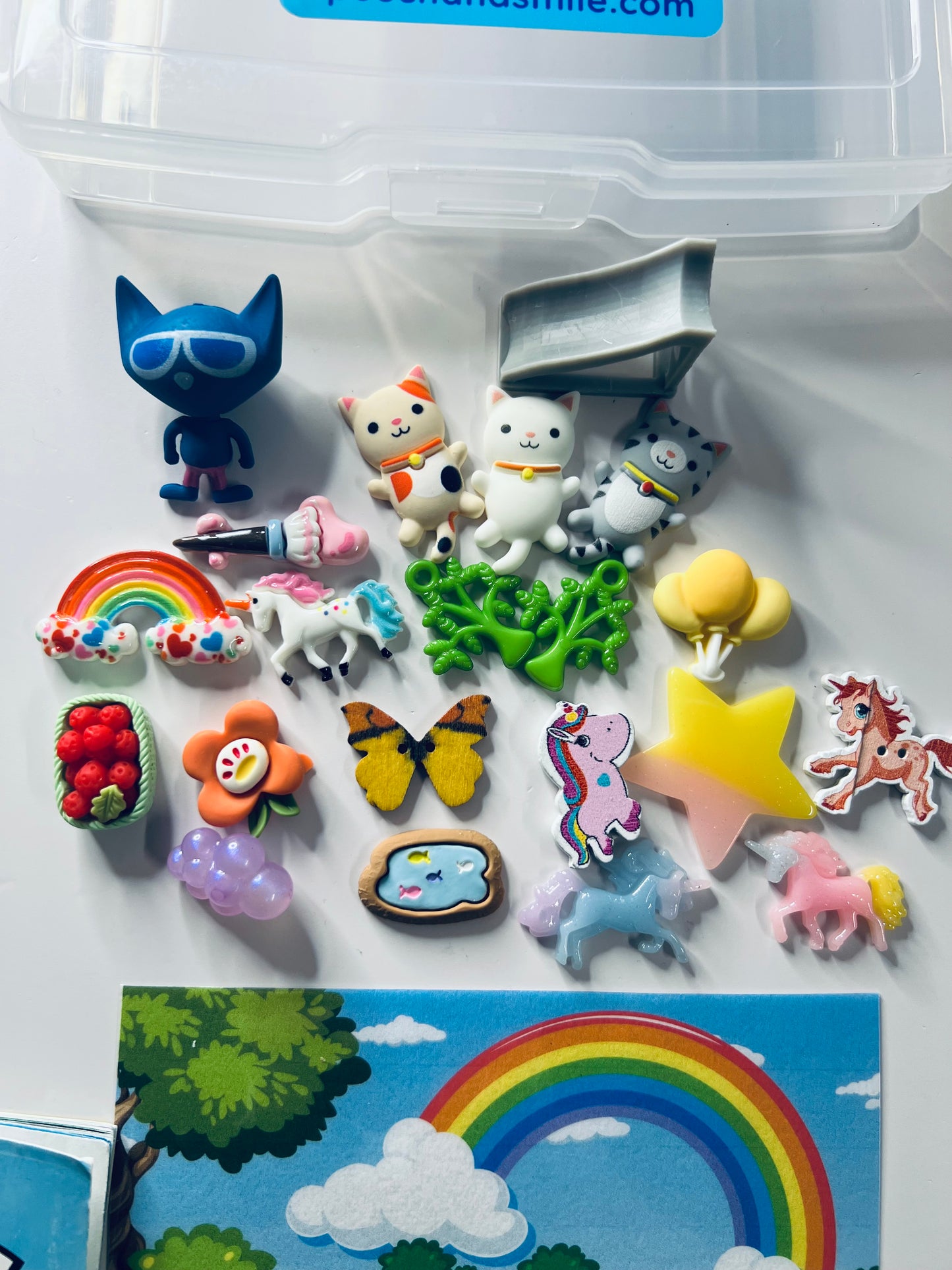 Kit de Cuentos Pete el Gato los Unicornios Colores Perdidos Mini Objetos Logopedia