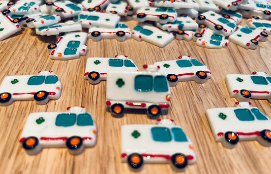 Mini Ambulance Object-Speech Therapy Mini Objects-Medical Theme Play Objects-Transportation Doodads Cabochons-Speech Therapy Trinkets SLP