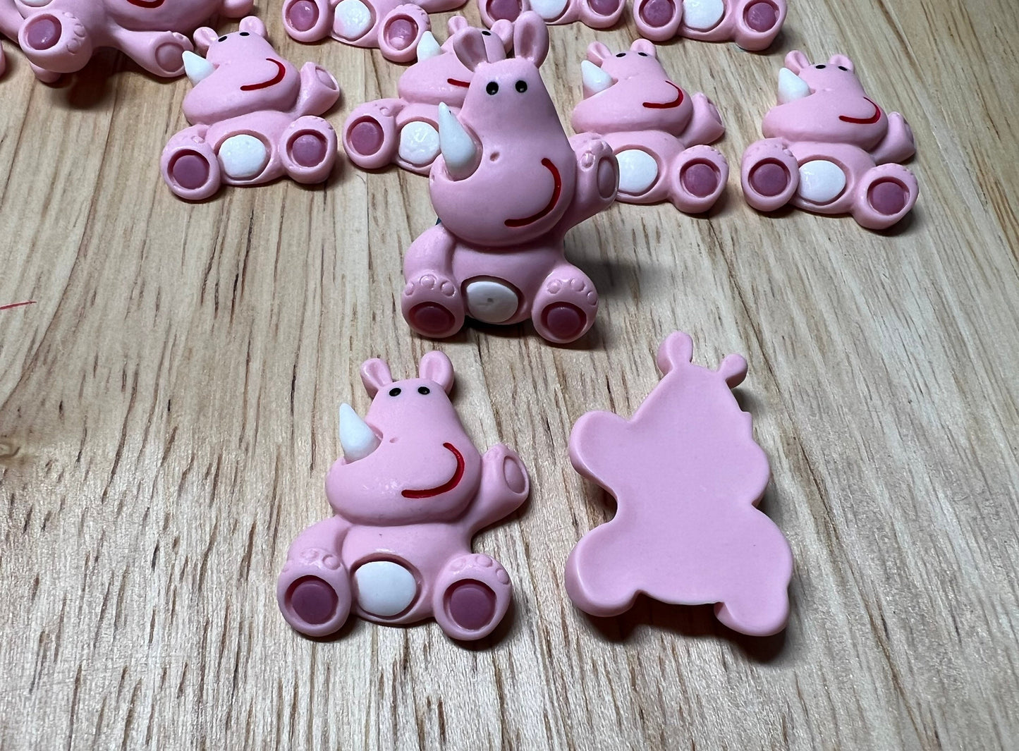 Miniature Rhino Trinket Speech Therapy Mini Objects Animal Trinkets Safari Theme Objects Resin Pink Rhino Cabochon