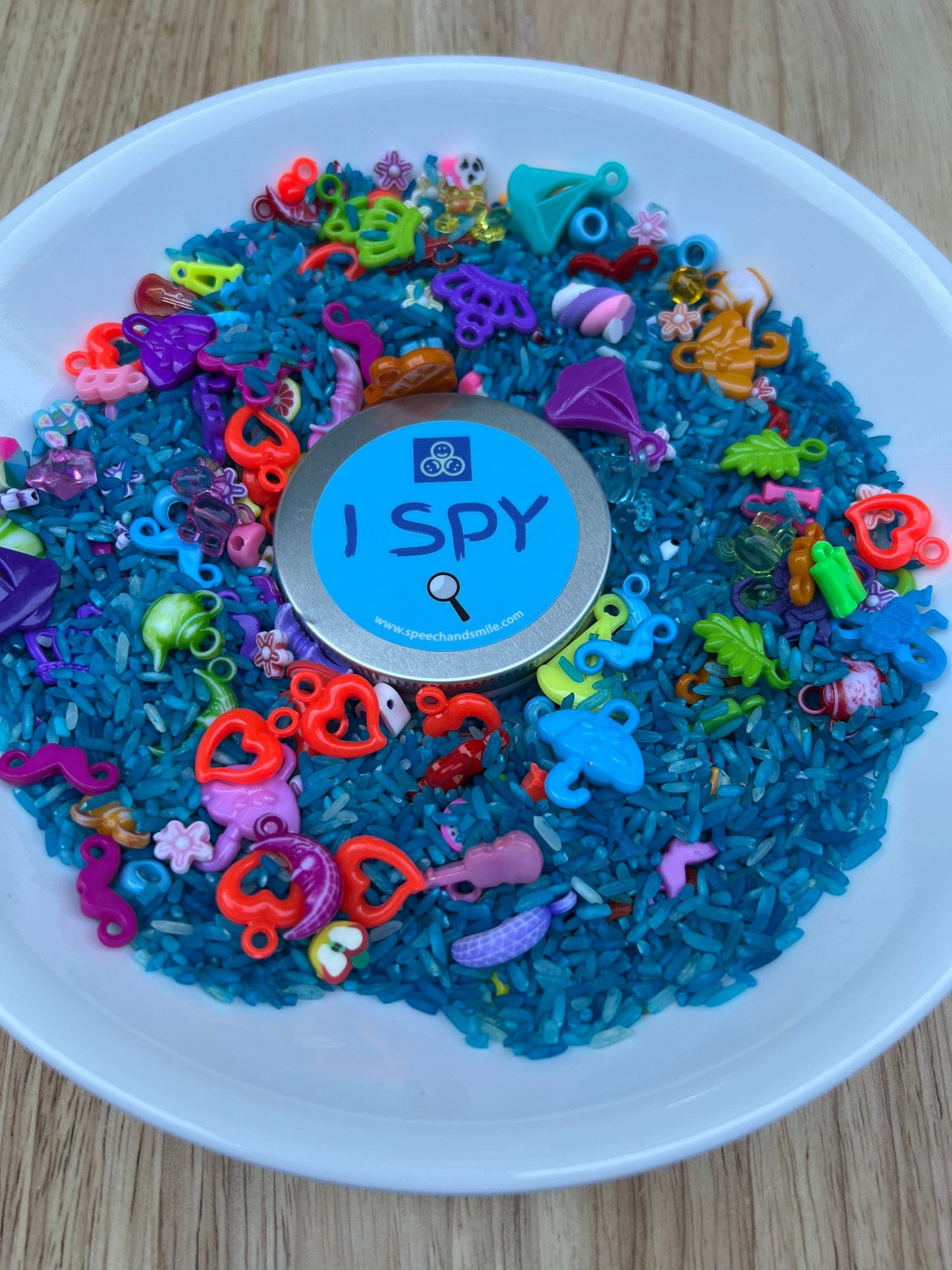 I SPY Jars-I SPY Objects-Pour &amp; Play I Spy-I Spy Trinkets-I Spy Objects-I Spy Toy-Speech Mini objets pour I Spy-Sensory Colored Rice-Speech