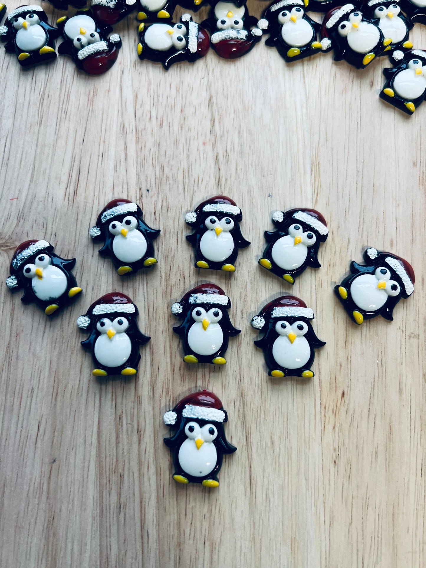 Mini Baratija PINGÜINO Tema INVIERNO Terapia del Habla Mini Objetos Espío Objetos Resina Pingüino Cabujón