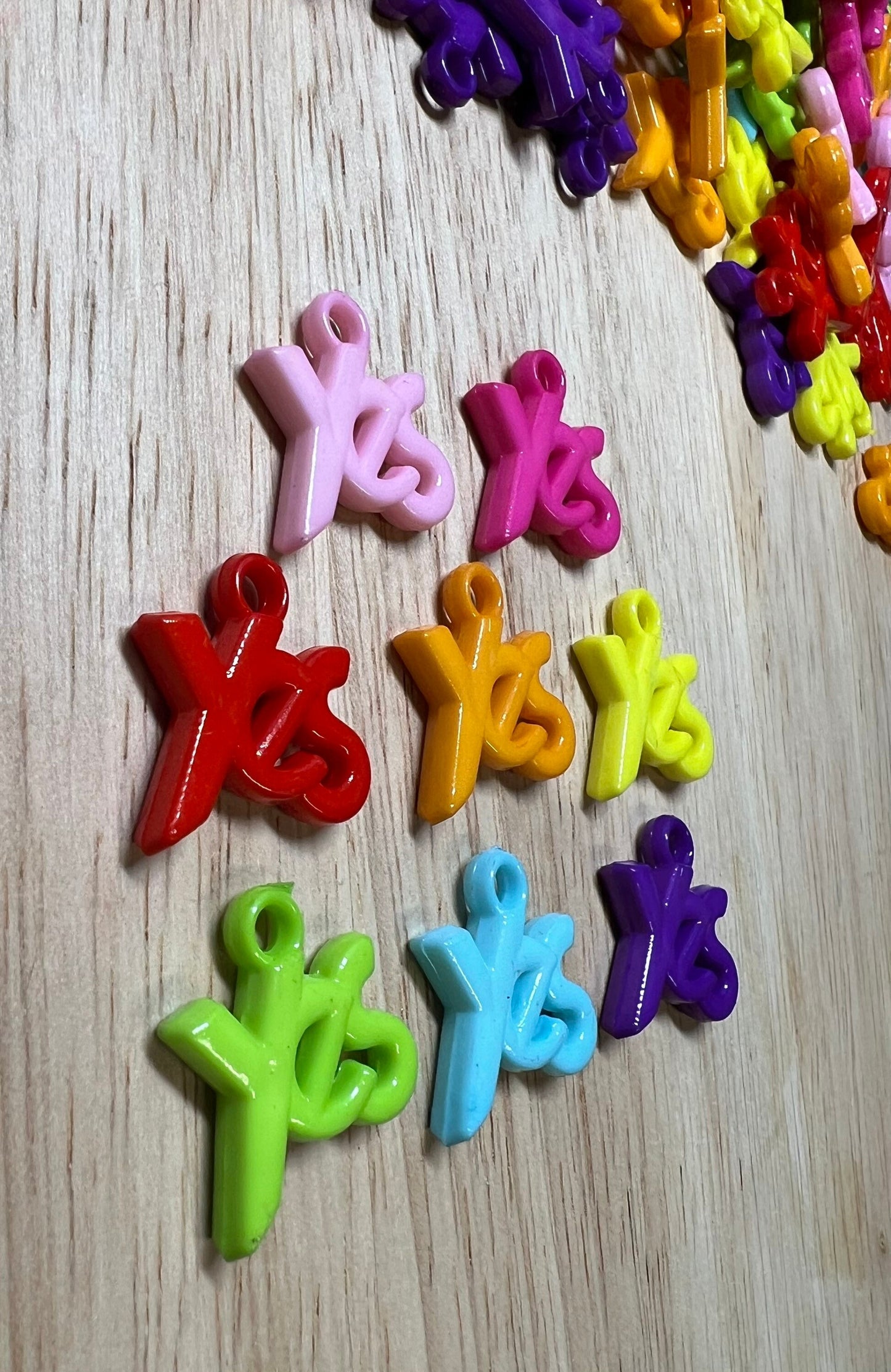 Word Trinkets-YES Charm-Alphabet Object for Y-Speech Therapy Mini Objects-Acrylic Yes Charm-Trinkets-Doodads