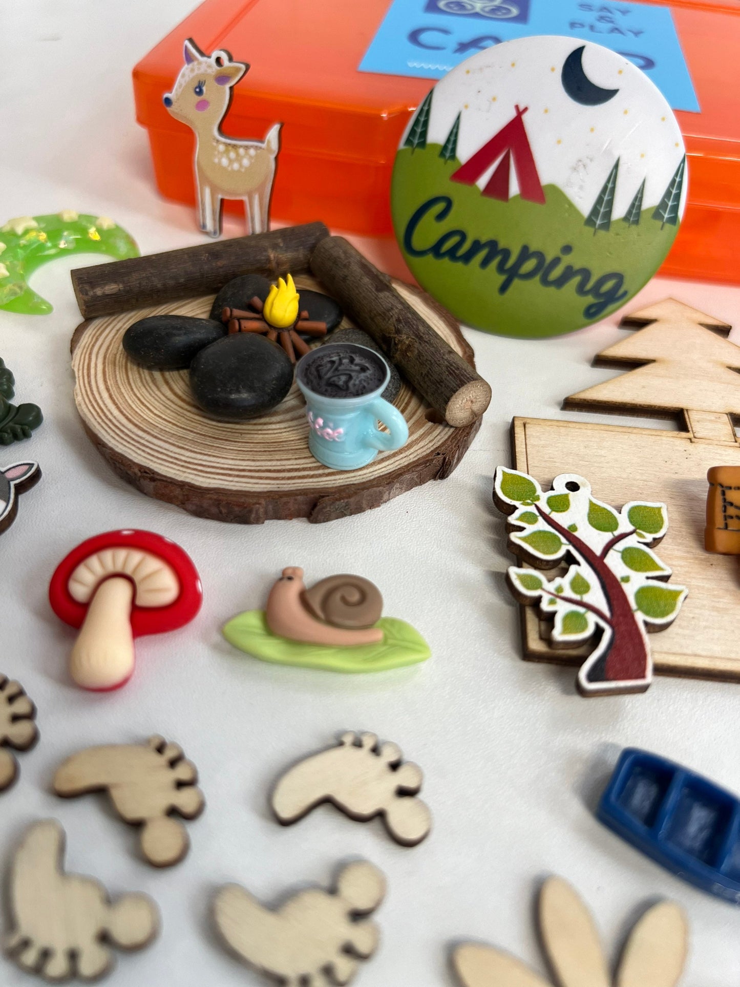 CAMP Mini Objets Kit-Camp Bibelots-Orthophonie Mini Objets-Objets de langage-Objets de parole-Boîte occupée-Boîte de tâches vocales SLP