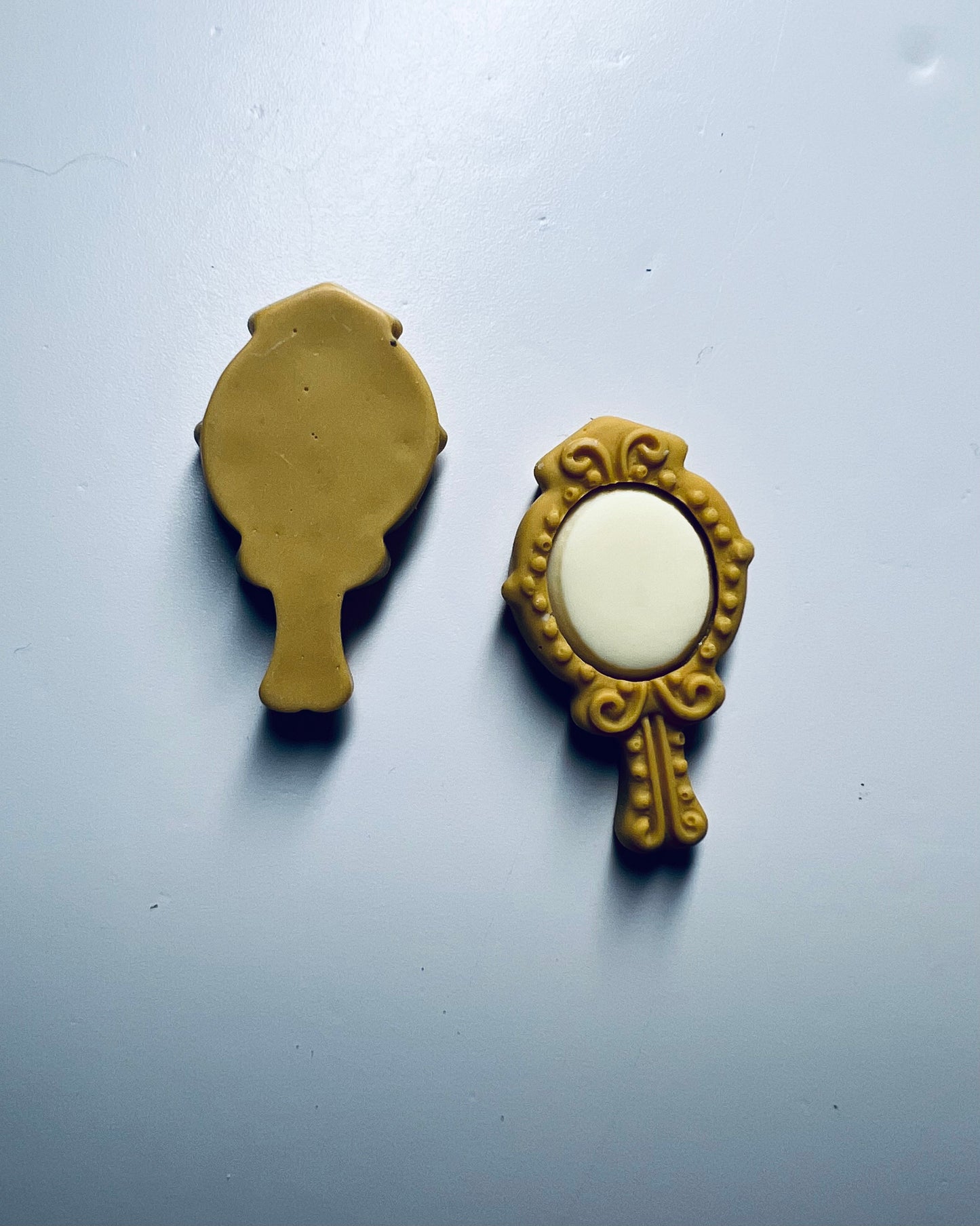 Mirror Trinket-Mini Mirror Object- House Trinkets-Speech Therapy Mini Objects-Themed Therapy-Mini Objects for Speech Therapy