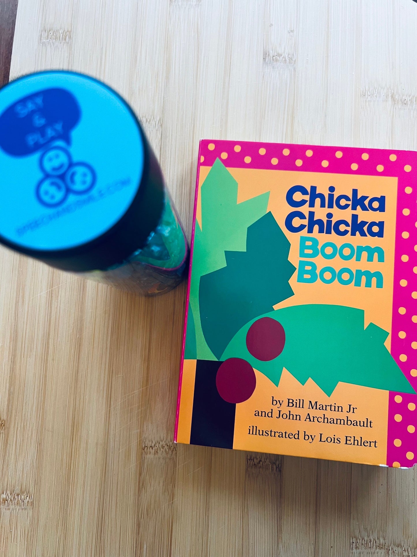 Chicka Chicka Boom Boom Kit d'histoire de bouteille de jeu sensoriel - Activité préscolaire pour Chicka Chicka Boom Boom I Spy Bottle