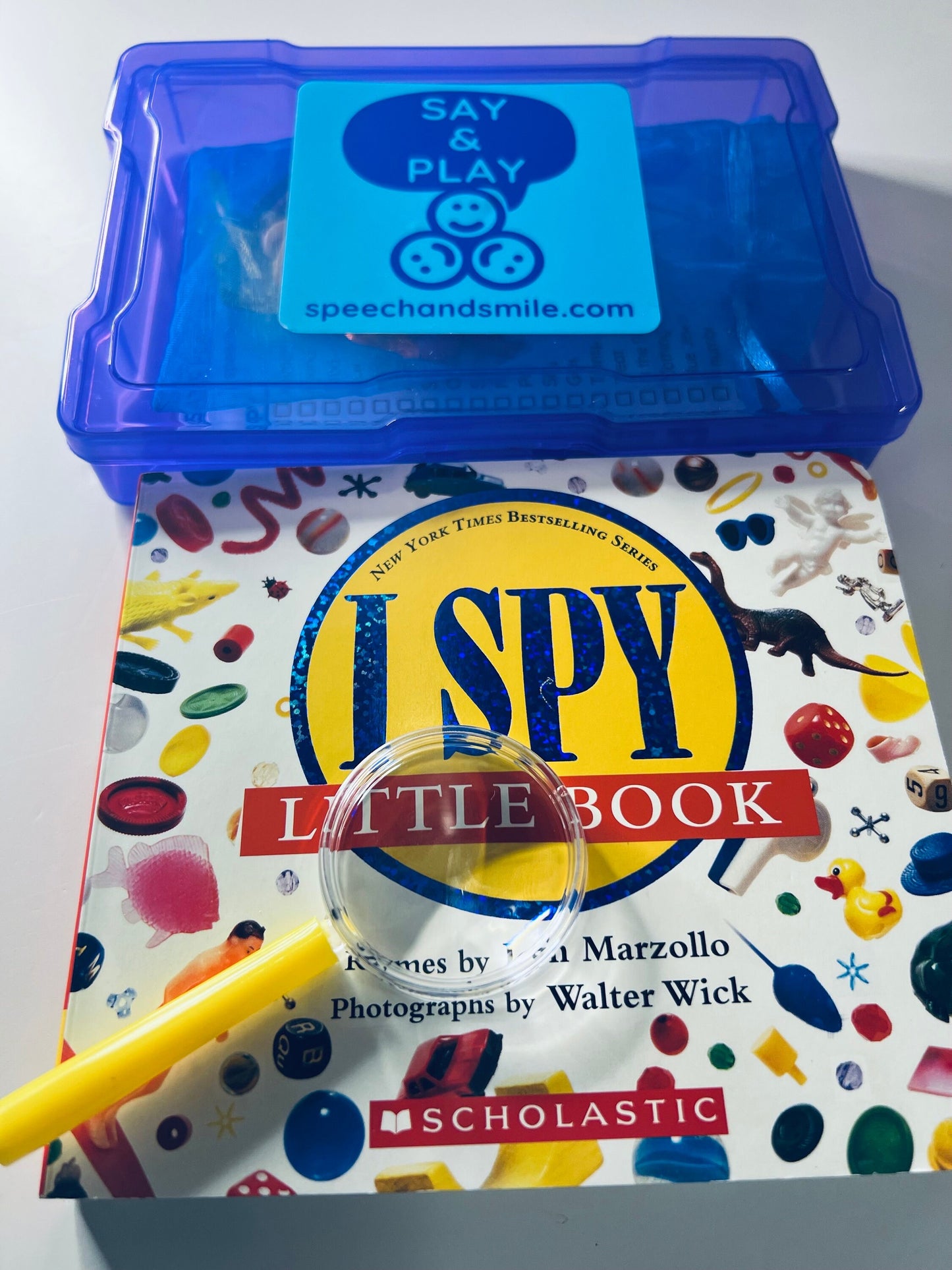 Kit d'histoire I Spy avec mini bibelots-I Spy Trinkets-Objets miniatures-Minis pour l'orthophonie