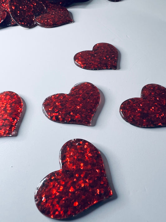 Baratija de corazón de brillo rojo en miniatura - Mini mini objetos de corazón brillante para terapia del habla -Baratijas - Doodads - Corazón de abrazo de bolsillo