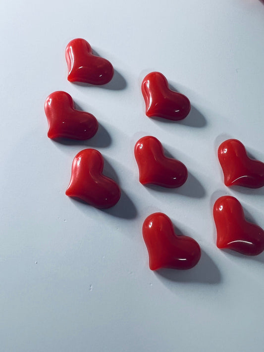 Baratija de corazón rojo en miniatura - Mini objetos de corazón mini para terapia del habla -Baratijas - Doodads - Corazón de abrazo de bolsillo - Baratijas de corazón-