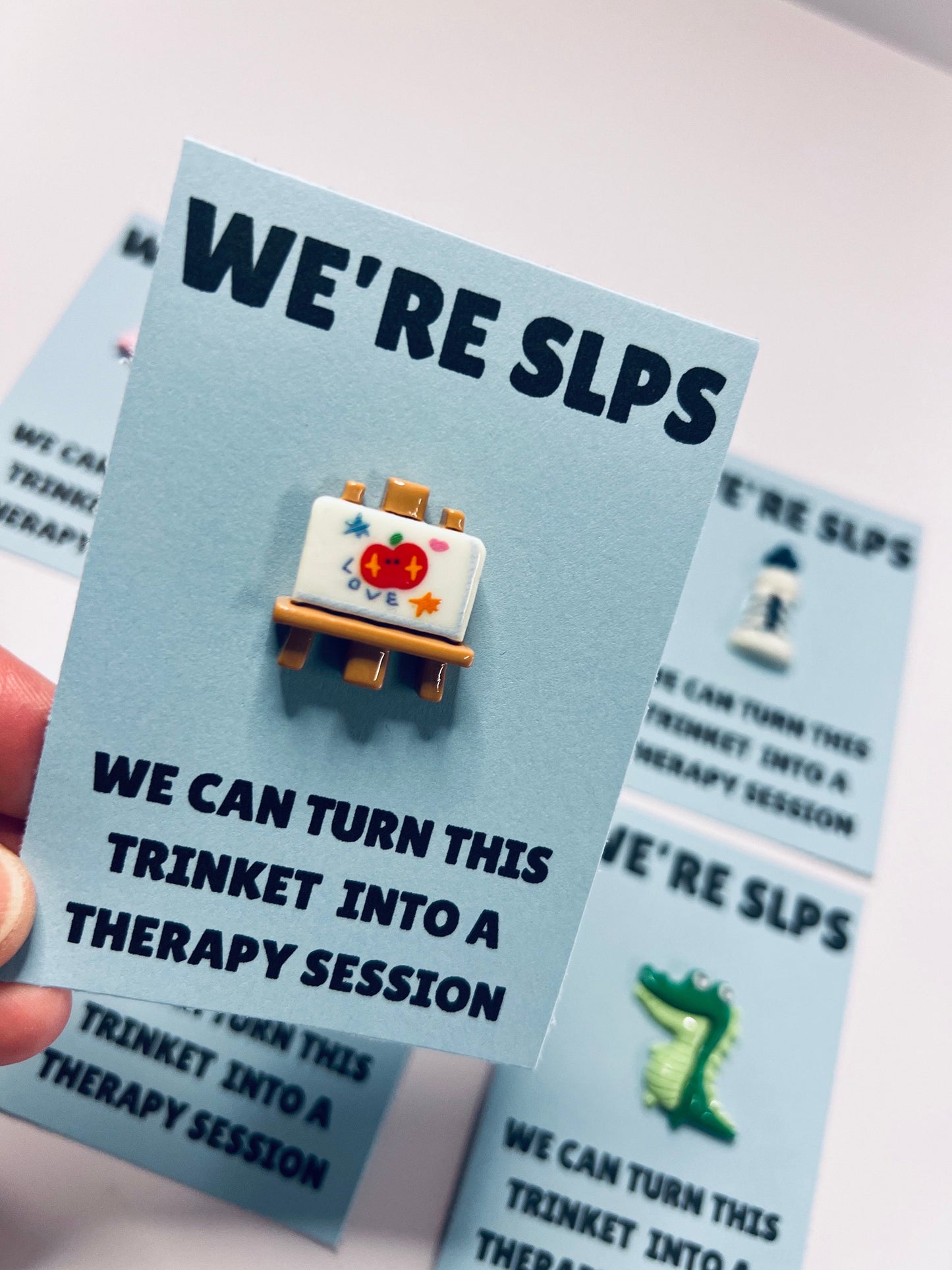 Nous sommes SLPs Pocket Hug Card Envoyer à SLP Mini Objets pour une carte-cadeau d'orthophonie