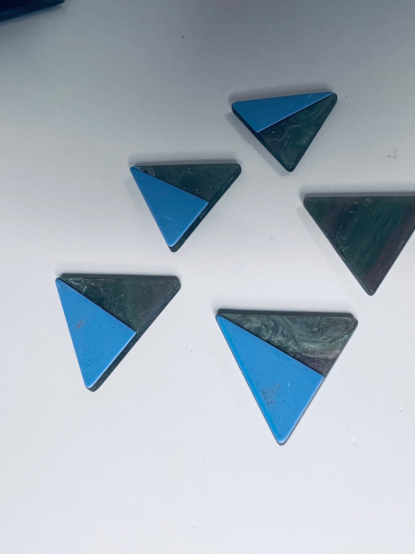 Miniature Triangle Trinket Shape  Trinkets  Mini Objects Speech Therapy Blend Sounds Montessori Objects