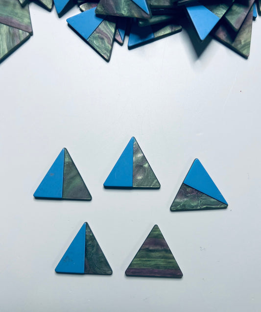 Miniature Triangle Trinket Shape  Trinkets  Mini Objects Speech Therapy Blend Sounds Montessori Objects