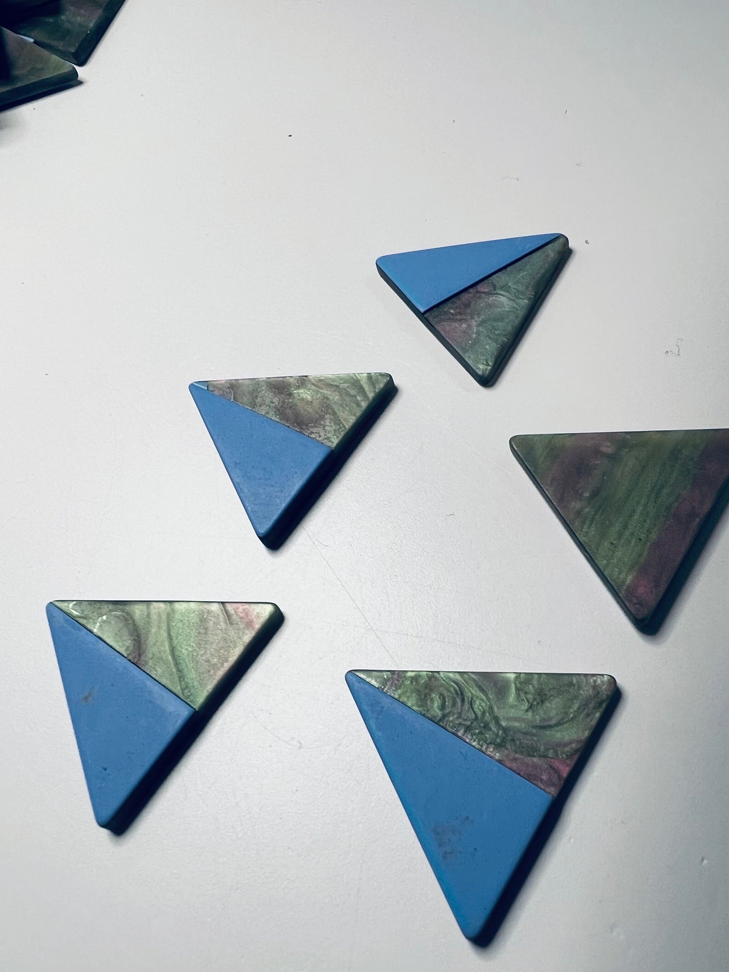 Miniature Triangle Trinket Shape  Trinkets  Mini Objects Speech Therapy Blend Sounds Montessori Objects